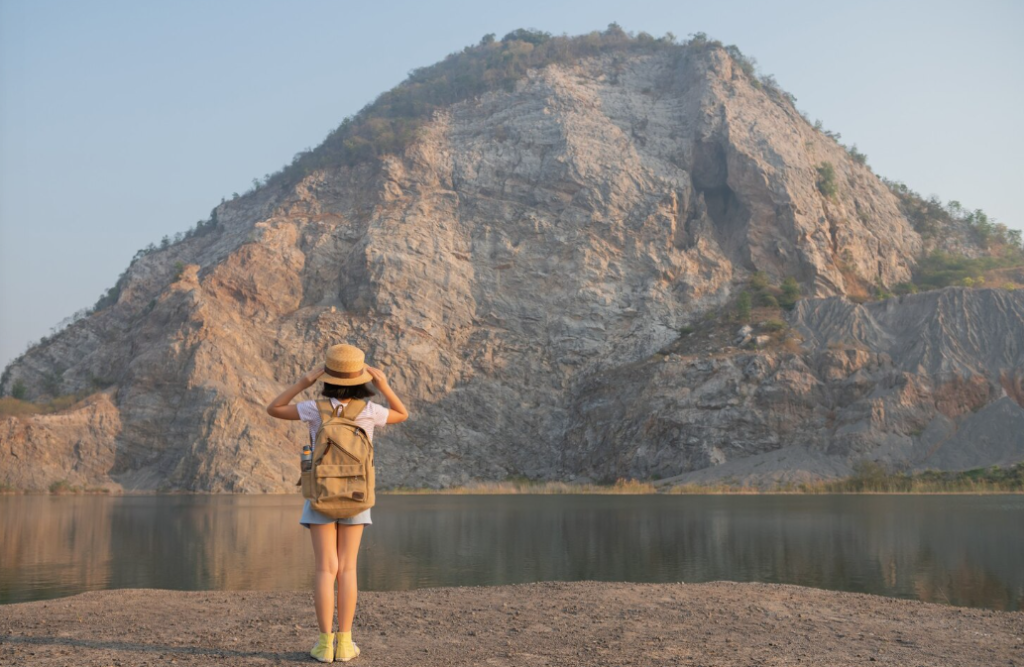 An Elevated Journey Through jebel jais mountain Landscapes and Experiences