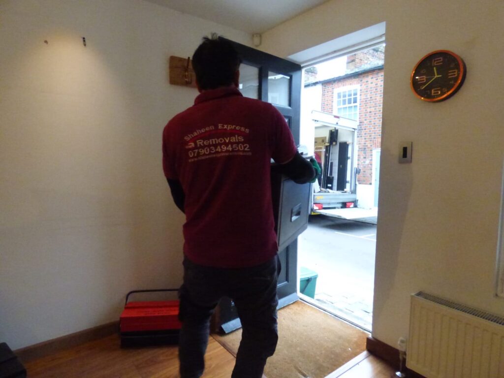 Home Removal Company London
